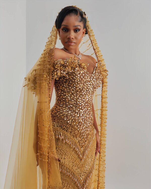 QUEEN AURELIA